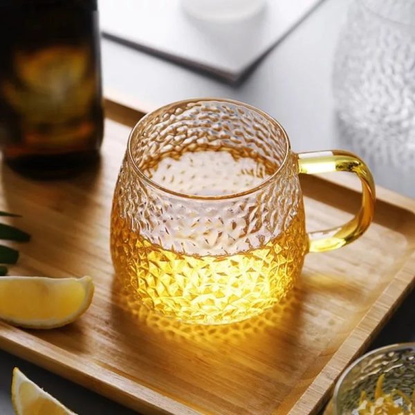 لیوان پیرکس دسته رنگی و برفی