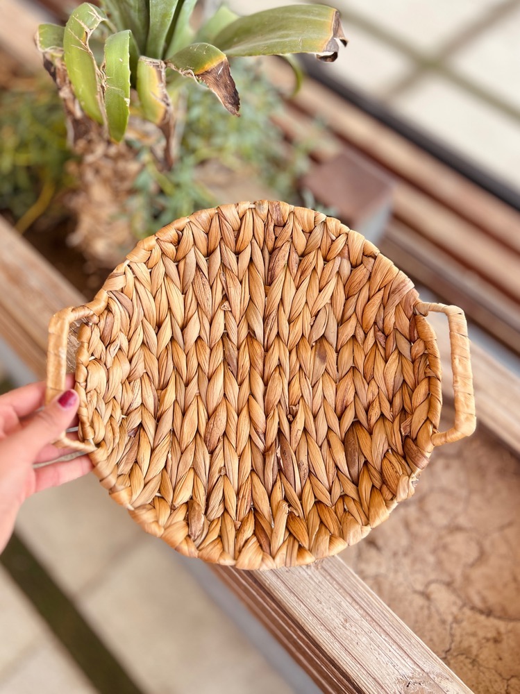 سبد حصیری گرد کوچک