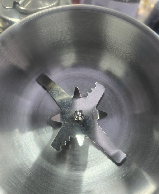 برفی.استور.۴۷۰.۹۰